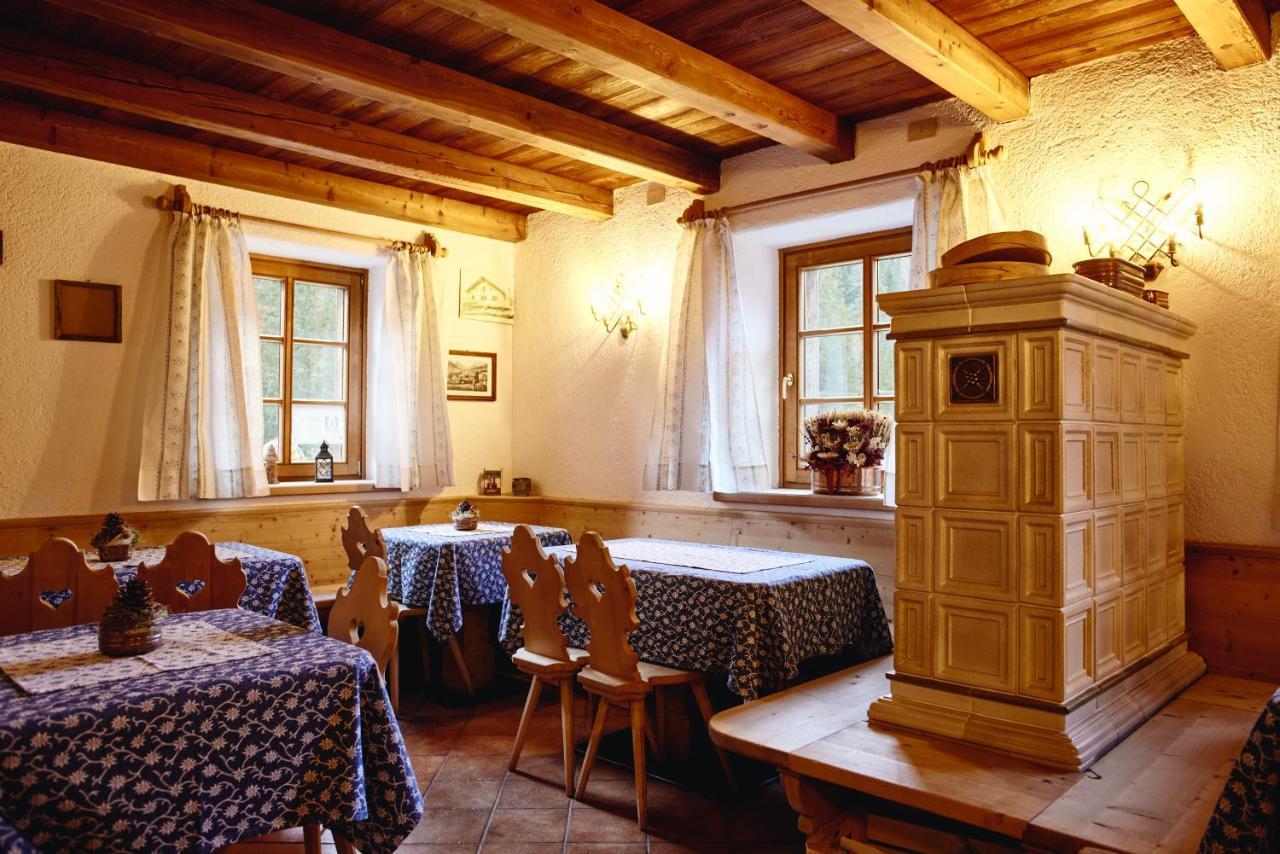Rifugio Malga Ra Stua Cortina dʼAmpezzo Exterior foto