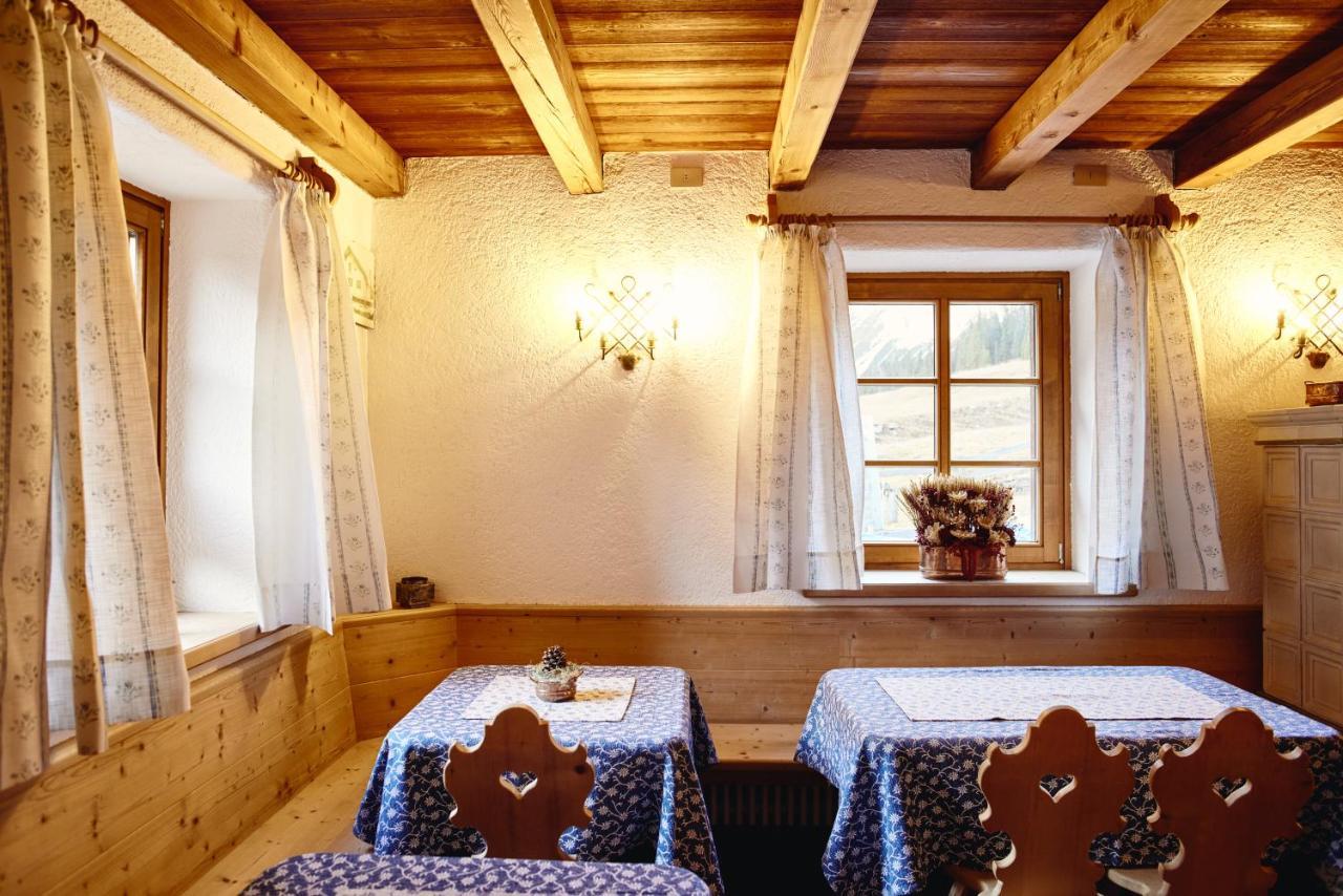 Rifugio Malga Ra Stua Cortina dʼAmpezzo Exterior foto